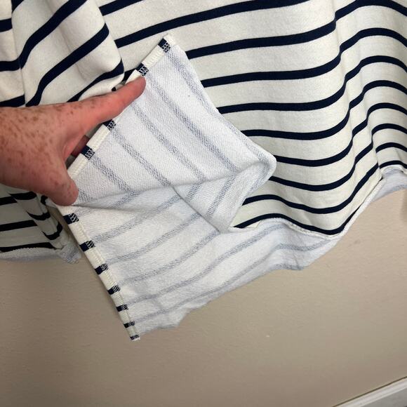 Crown & Ivy White Navy Stripe Long Sleeve Holiday Christmas Tree Top Large - Picture 5 of 10